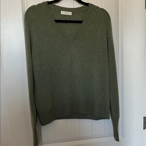 OGD Cashmere Olive Green V-Neck Sweater